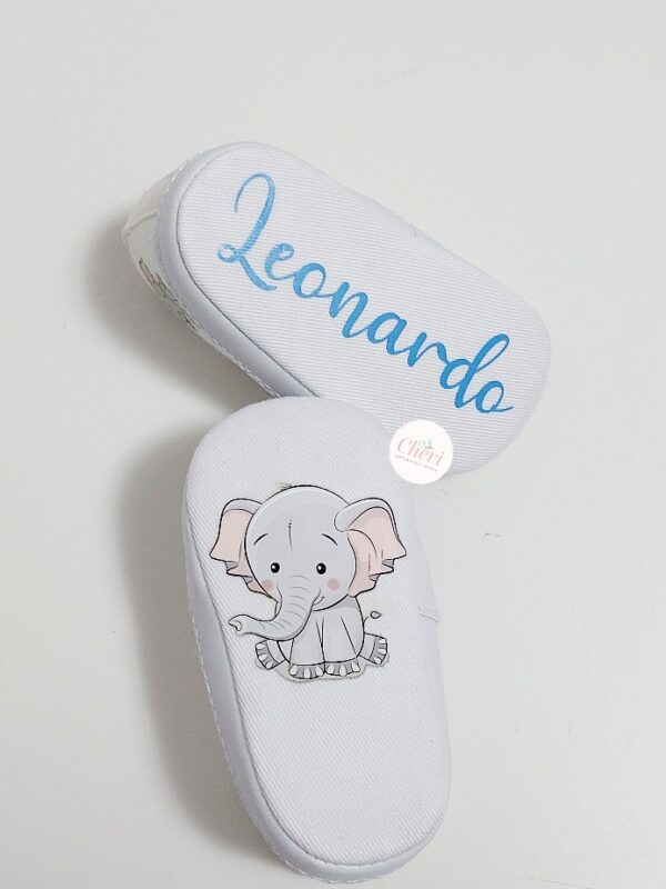 Scarpine bianche da ginnastica con animaletti - immagine 5