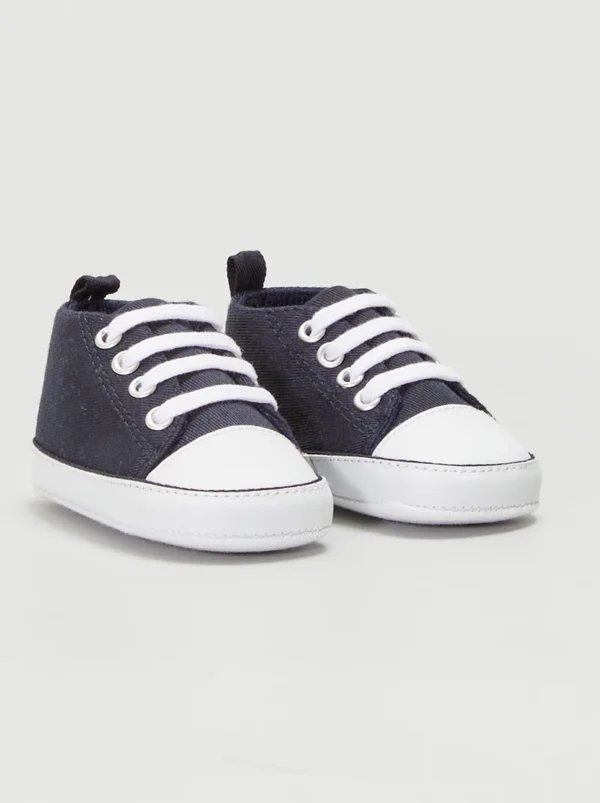 Scarpine da ginnastica color blu navy con animaletti
